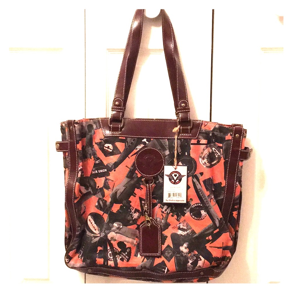 ❌SOLD❌NWT Sydney Love Going Places Collection